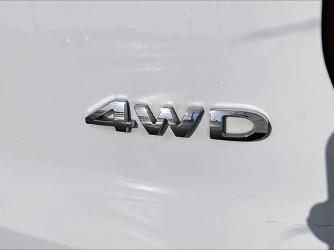 Used 2018 Ford Explorer 4WD image 9