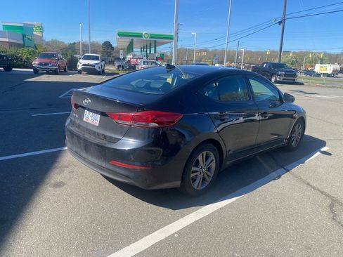 Used 2018 Hyundai Elantra SEL FWD image 11