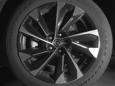 Used 2025 MAZDA CX-50 2.5 Hybrid w/ Premium Plus Pkg image 11