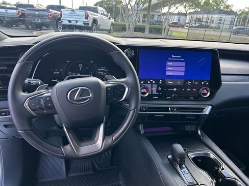 Used 2025 Lexus RX 350 w/ Convenience Package AWD/4WD image 21