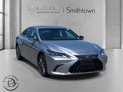 Used 2024 Lexus ES 250 w/ Premium Package