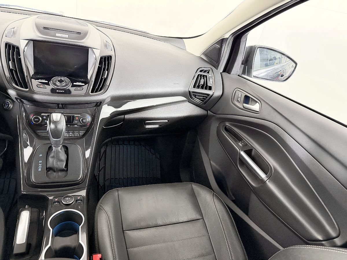 Used 2014 Ford Escape Titanium w/ Equipment Group 401A AWD/4WD image 50