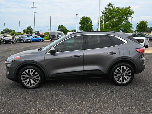 Used 2021 Ford Escape Titanium AWD/4WD image 8
