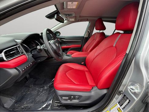 Used 2023 Toyota Camry XSE w/ Navigation Package FWD image 2