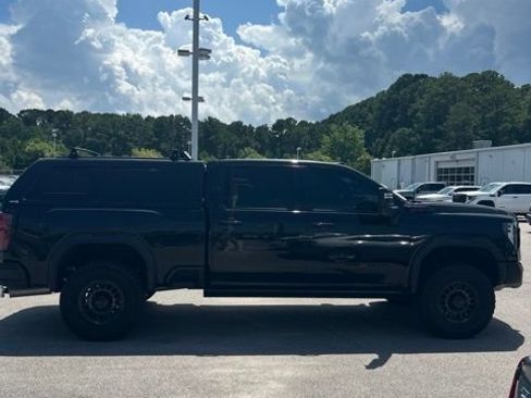 Used 2024 GMC Sierra 2500 AT4X w/ AT4X AEV Edition AWD/4WD image 4