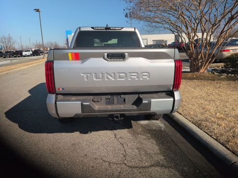 Used 2025 Toyota Tundra SR5 image 7