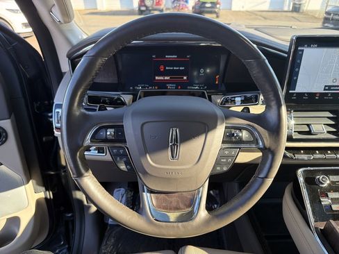 Certified 2022 Lincoln Navigator L Reserve image 21