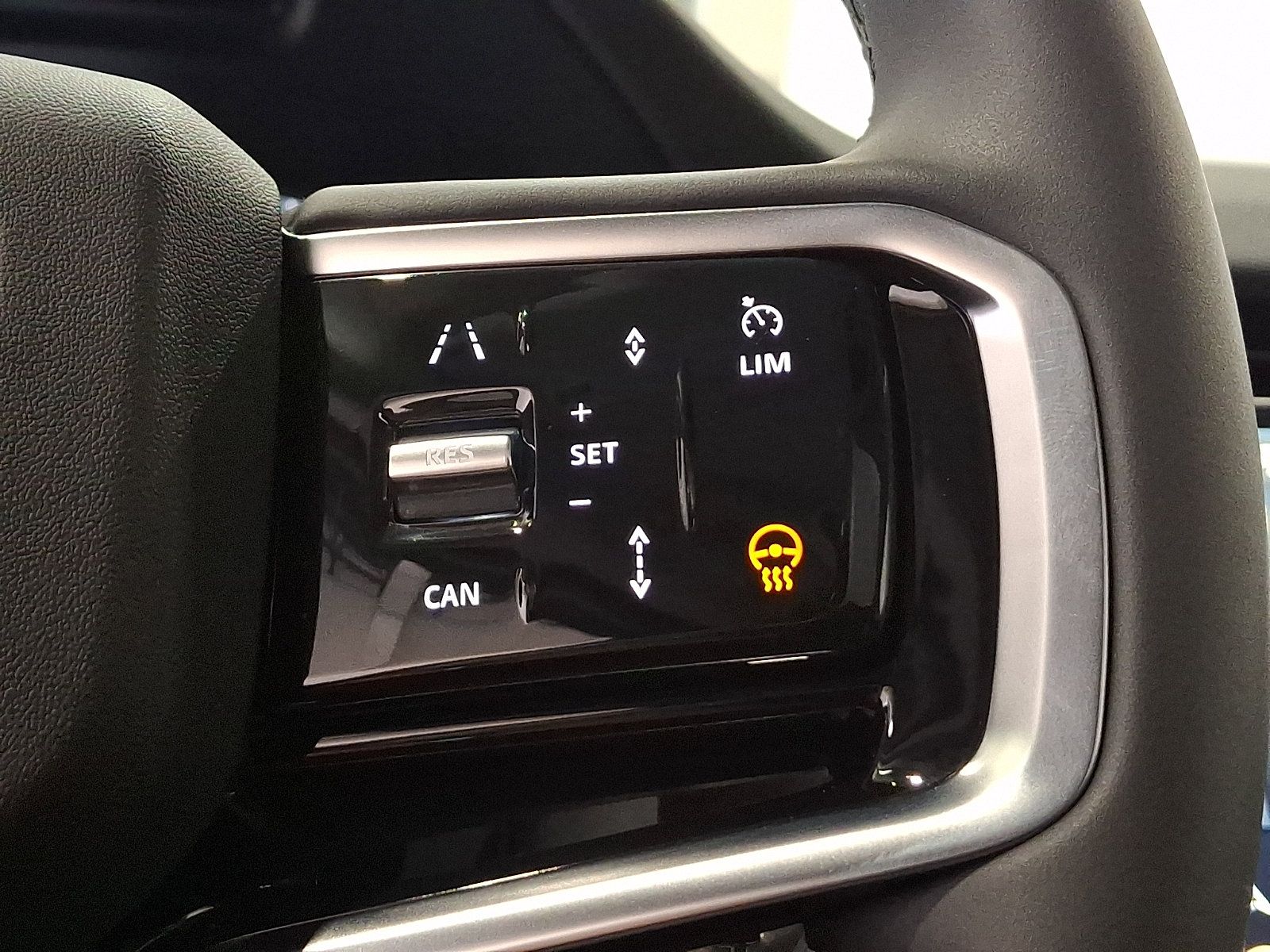 Certified 2025 Land Rover Discovery Sport S AWD/4WD image 23