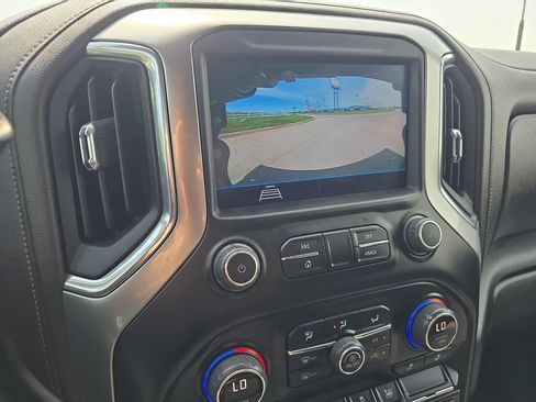 Used 2022 Chevrolet Silverado 3500 LT w/ Convenience Package AWD/4WD image 24