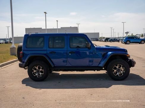 Used 2018 Jeep Wrangler Unlimited Rubicon w/ Dual Top Group AWD/4WD image 8