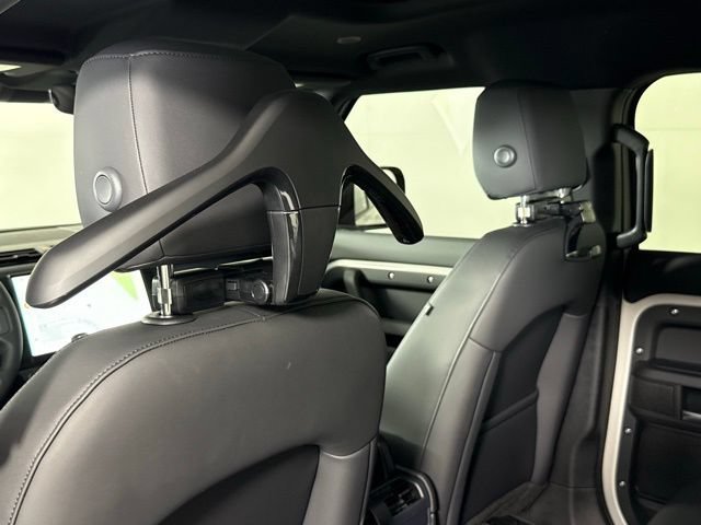 New 2026 Land Rover Defender 110 S AWD/4WD image 32