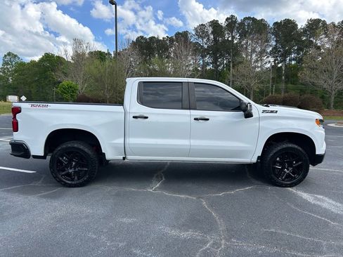 Used 2022 Chevrolet Silverado 1500 LT Trail Boss w/ LT Trail Boss Premium Package AWD/4WD image 27