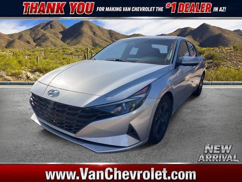Used 2021 Hyundai Elantra SEL FWD image 1