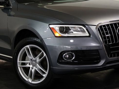 Used 2017 Audi Q5 2.0T Premium Plus w/ Technology Package AWD/4WD image 8