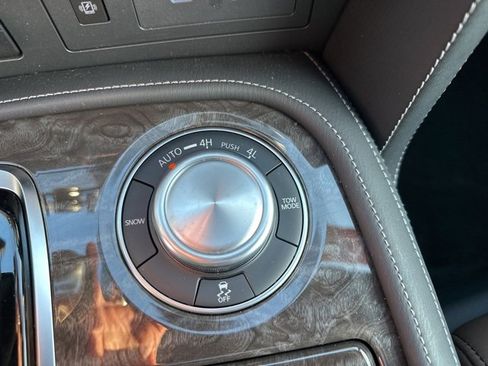 Certified 2024 Nissan Armada Platinum w/ Captain's Chairs Package image 34