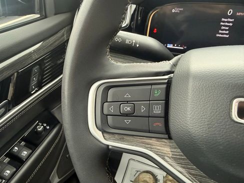 Used 2022 Jeep Wagoneer Series II w/ Premium Group I image 17