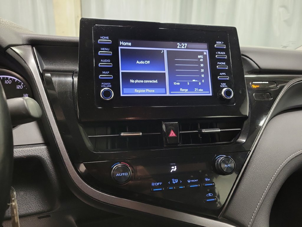 Used 2023 Toyota Camry SE FWD image 17