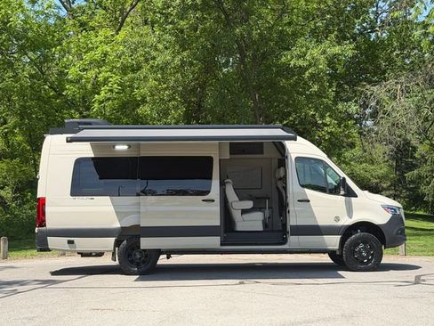 New 2025 Mercedes-Benz Sprinter 3500 image 17