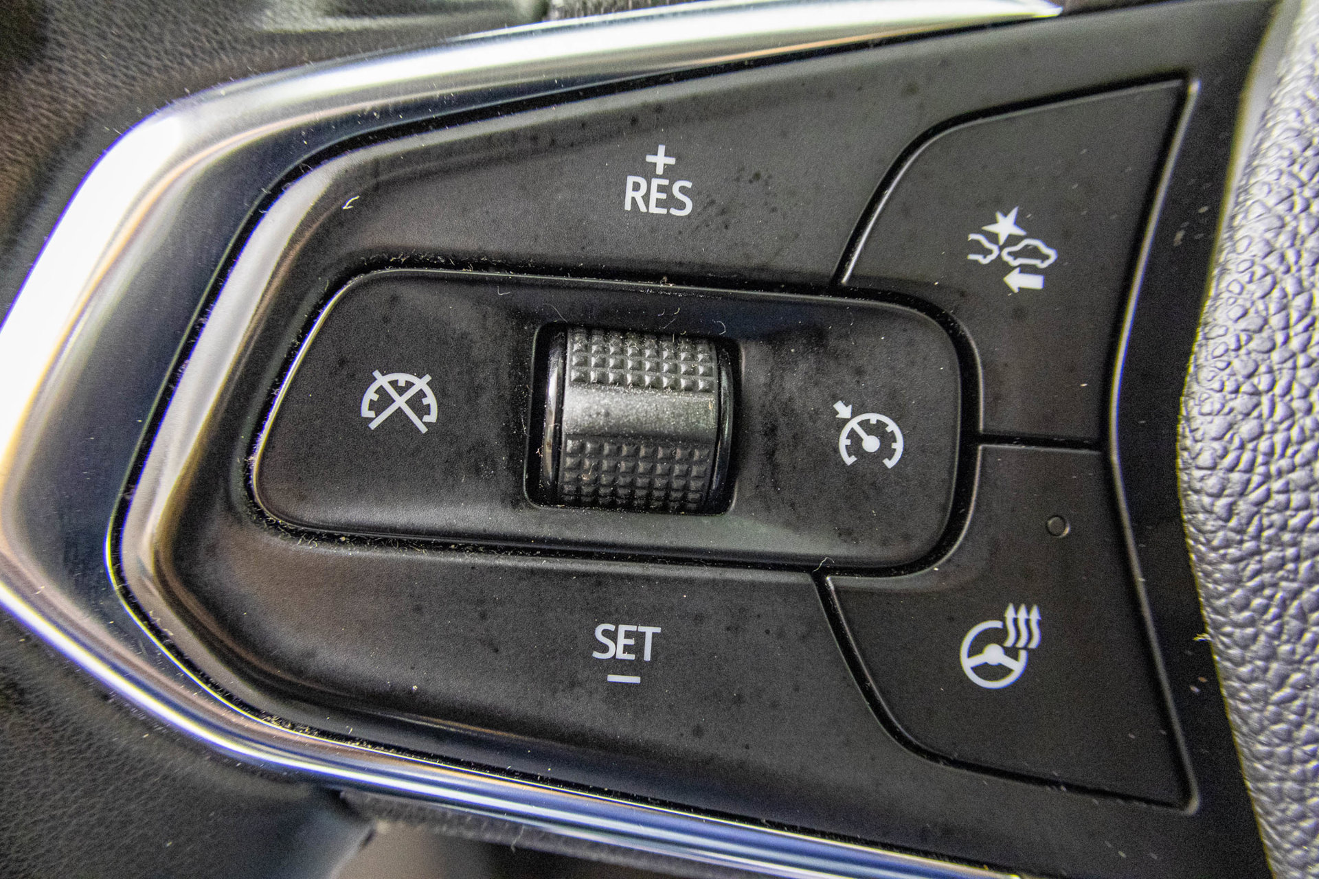 Used 2024 Chevrolet Trax ACTIV w/ Driver Confidence Package FWD image 30