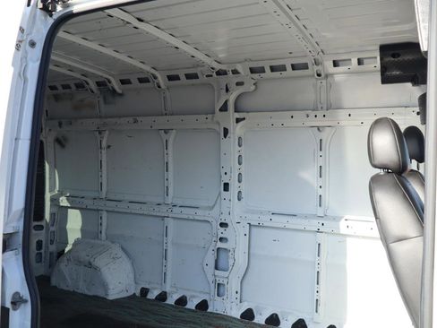 Used 2016 RAM ProMaster 2500 FWD image 24
