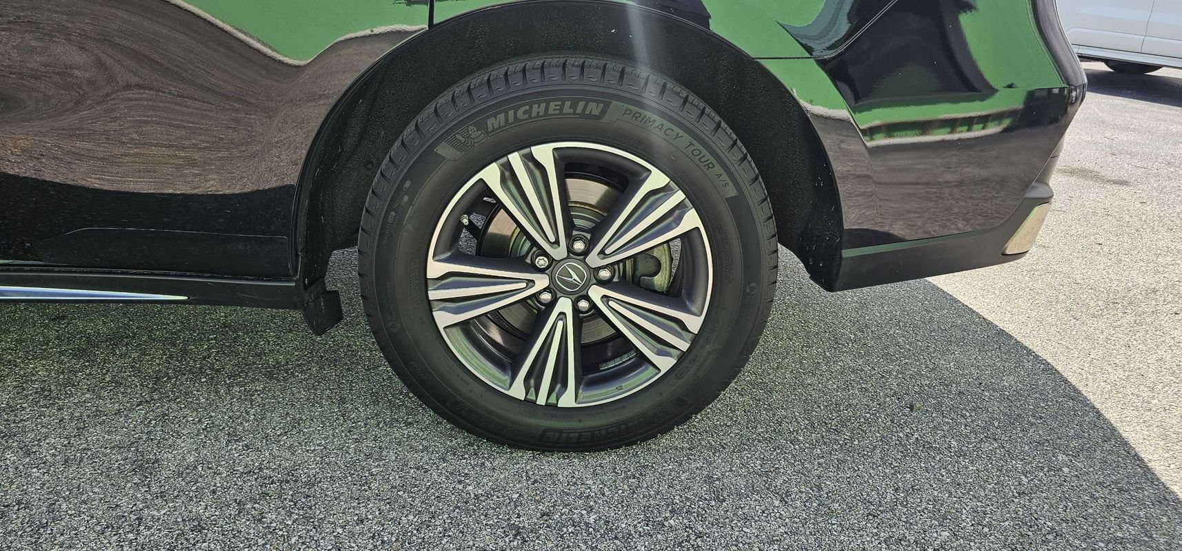 Used 2017 Acura MDX FWD image 32