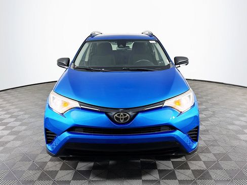 Used 2017 Toyota RAV4 LE image 2