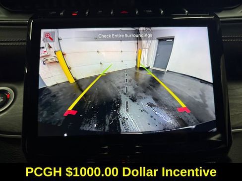 Used 2024 Jeep Grand Cherokee Limited w/ Black Appearance Package image 15