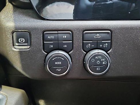 Used 2024 Chevrolet Silverado 1500 RST w/ Convenience Package II AWD/4WD image 16