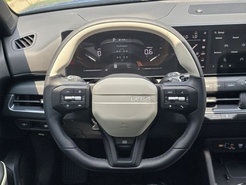 New 2026 Kia K4 GT-Line FWD image 7