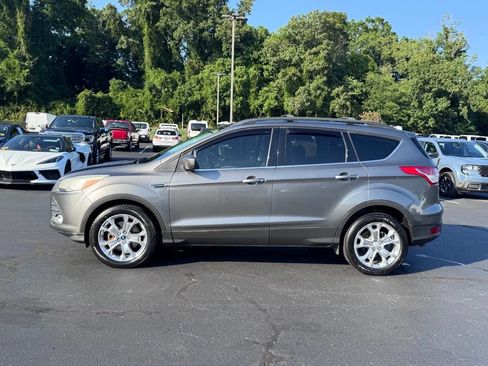 Used 2013 Ford Escape SE FWD image 3