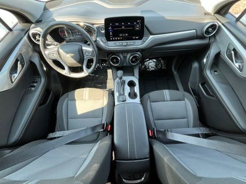 Used 2025 Chevrolet Blazer LT image 22