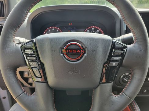 New 2026 Nissan Frontier PRO-4X w/ Pro-4x Convenience Package AWD/4WD image 9