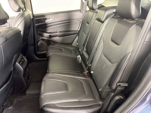 Used 2018 Ford Edge Titanium w/ Equipment Group 301A AWD/4WD image 13