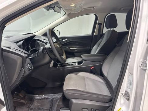 Used 2017 Ford Escape SE AWD/4WD image 13