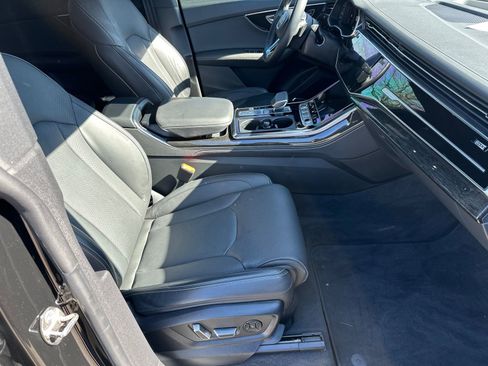 Used 2024 Audi Q8 Prestige image 13