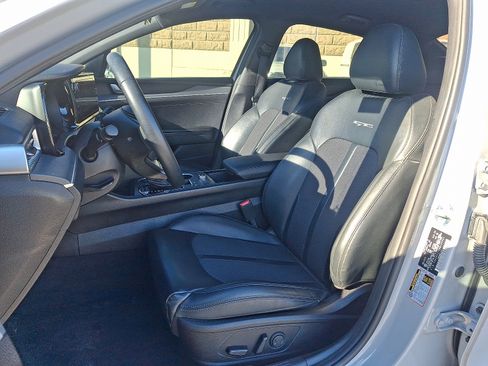 Used 2022 Kia K5 GT-Line image 13