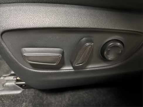 Used 2024 Toyota RAV4 XLE image 37