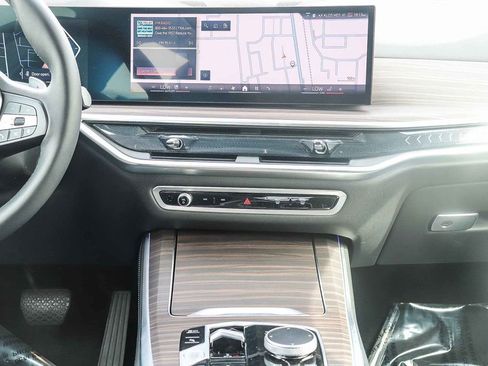 Used 2025 BMW X5 sDrive40i w/ Premium Package RWD image 16