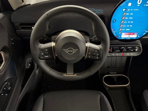 Used 2025 MINI Cooper S FWD image 14