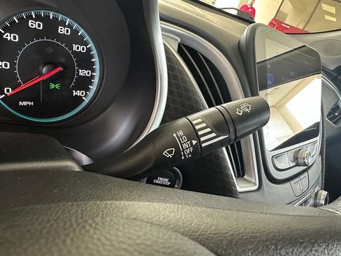 Used 2025 Chevrolet Malibu LT FWD image 22