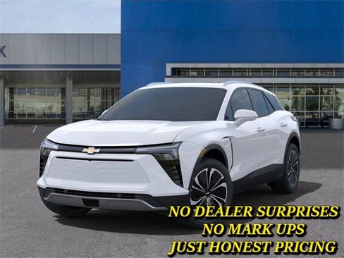 New 2025 Chevrolet Blazer EV LT image 6