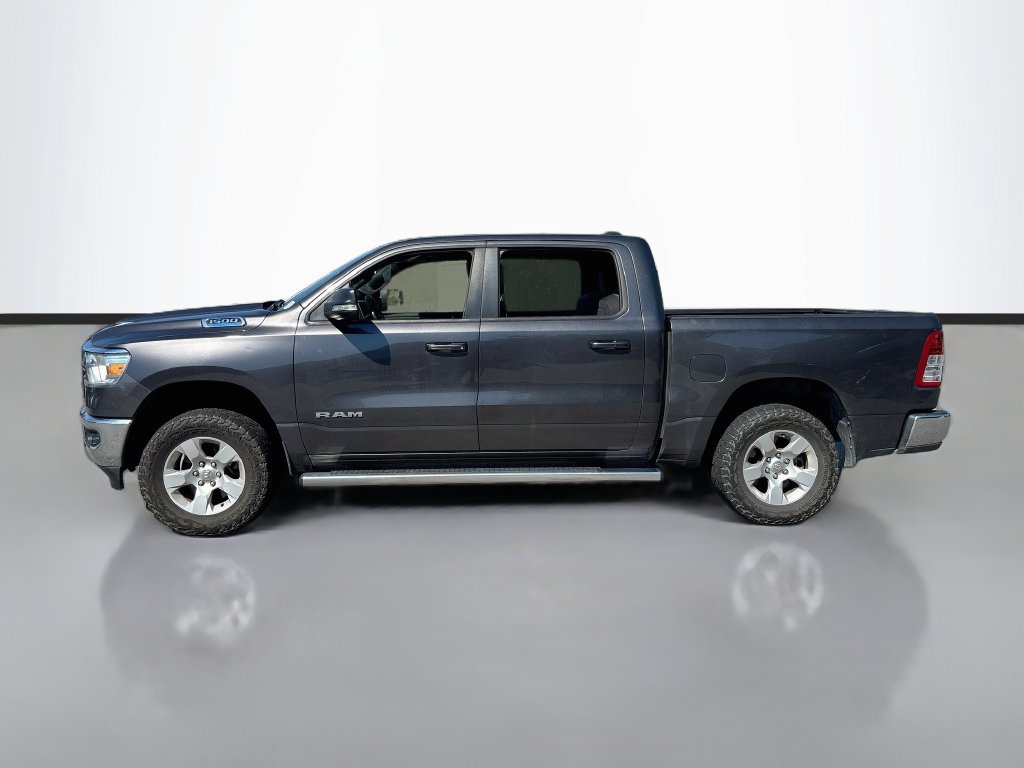 Used 2022 RAM 1500 Big Horn AWD/4WD image 3