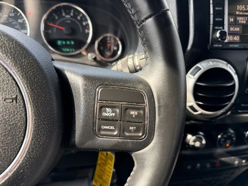 Used 2014 Jeep Wrangler Unlimited Rubicon w/ Connectivity Group image 47