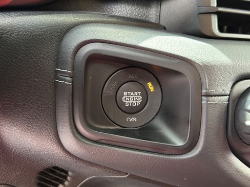 Used 2024 Jeep Wrangler Unlimited Rubicon 392 AWD/4WD image 31