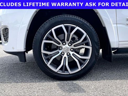 Used 2025 RAM 1500 Tungsten w/ Towing Technology Group AWD/4WD image 8