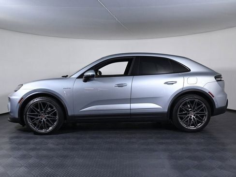 Certified 2025 Porsche Macan Electric RWD image 2