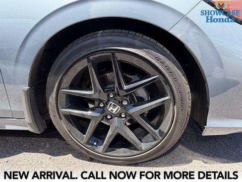 Used 2025 Honda Civic Sport image 7