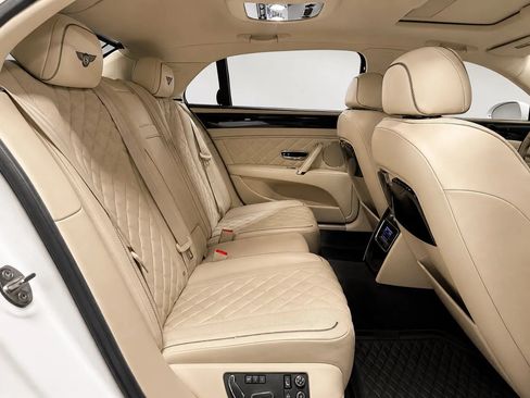 Used 2017 Bentley Flying Spur S V8 AWD/4WD image 21