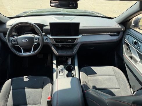 Used 2025 Ford Explorer ST AWD/4WD image 13
