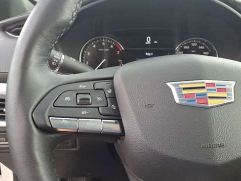 Certified 2023 Cadillac XT4 Luxury w/ Cold Weather Package FWD image 23
